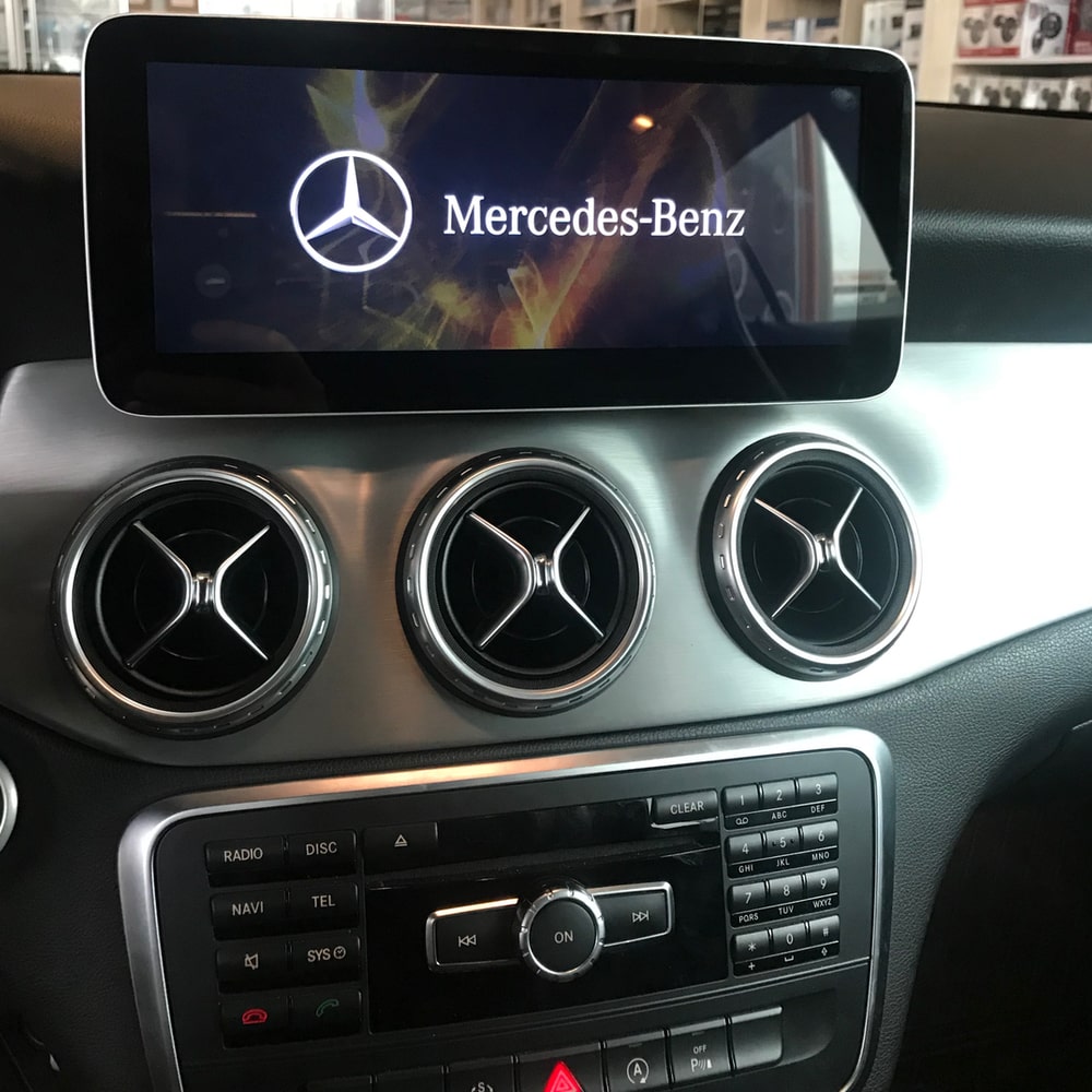 Mercedes GLA 180 Everox EVR-5356 Android Multimedya Logo Ekranı